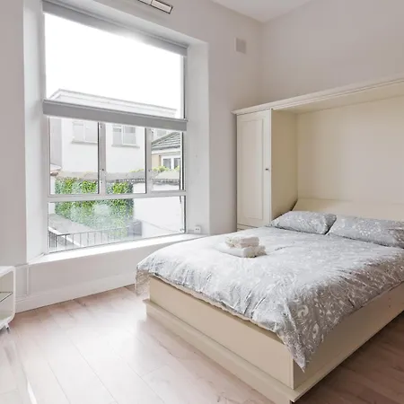 Prestigious Pembroke Street 5 Dublin